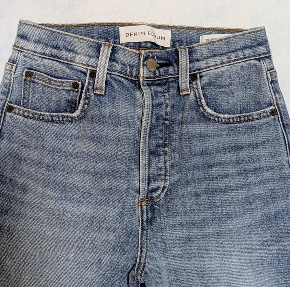Denim Forum ARITZIA The Arlo High Rise Straight Leg Jeans 30L Size 25 - Picture 9 of 16